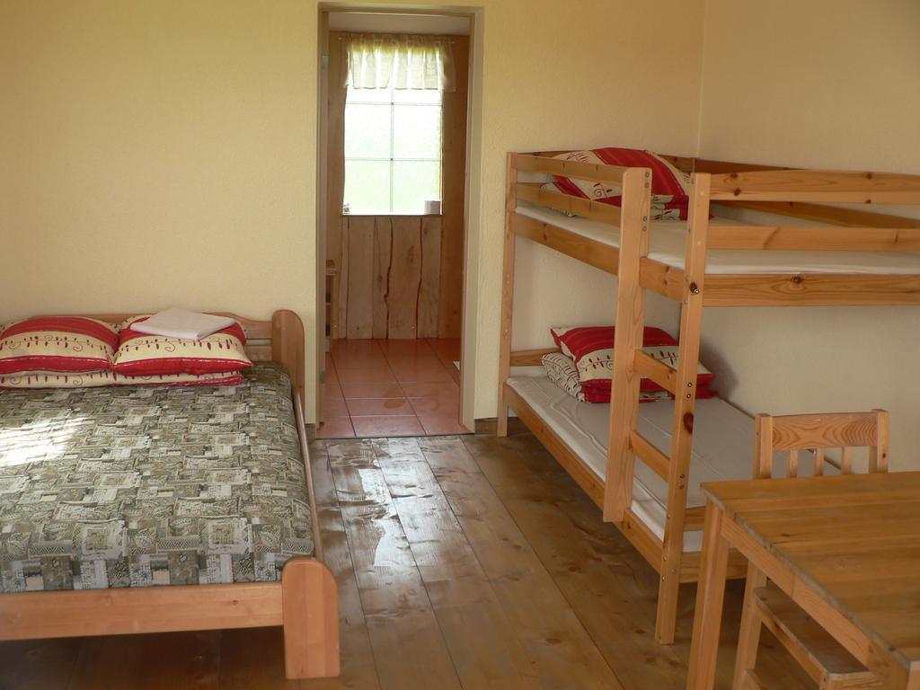 Guest House Podnieki Ventspils Quarto foto