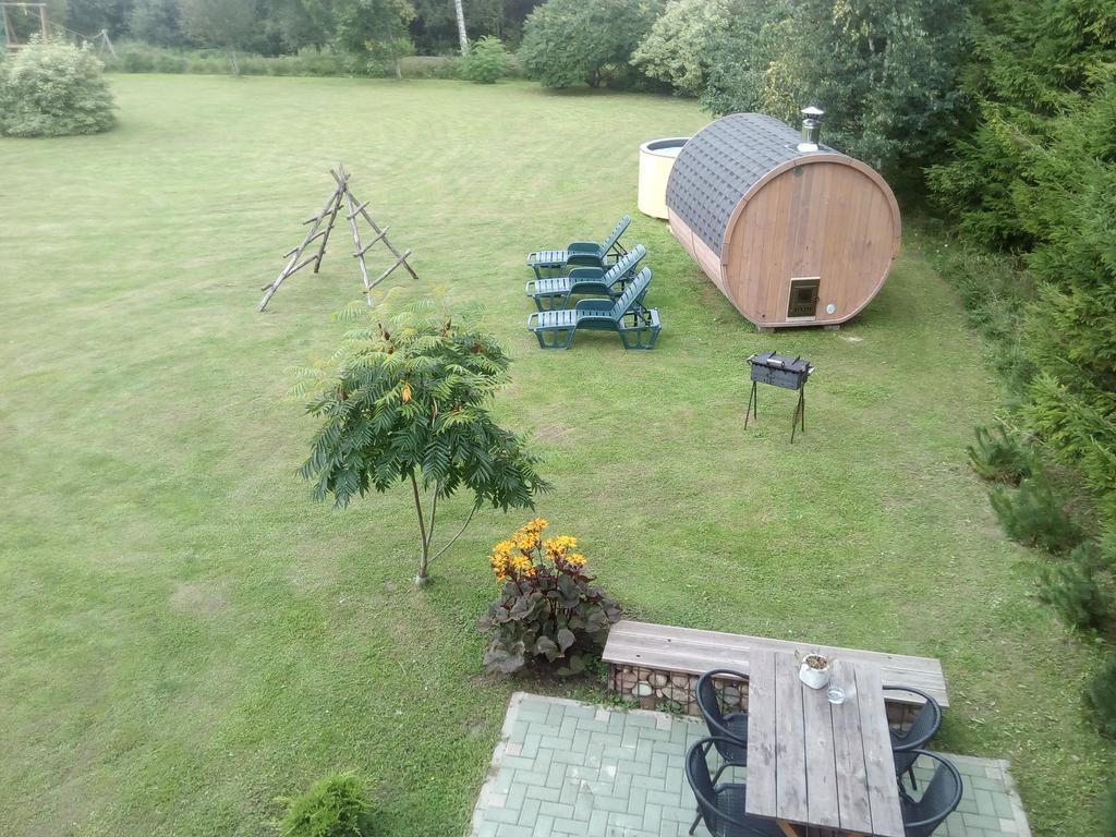 Guest House Podnieki Ventspils Exterior foto