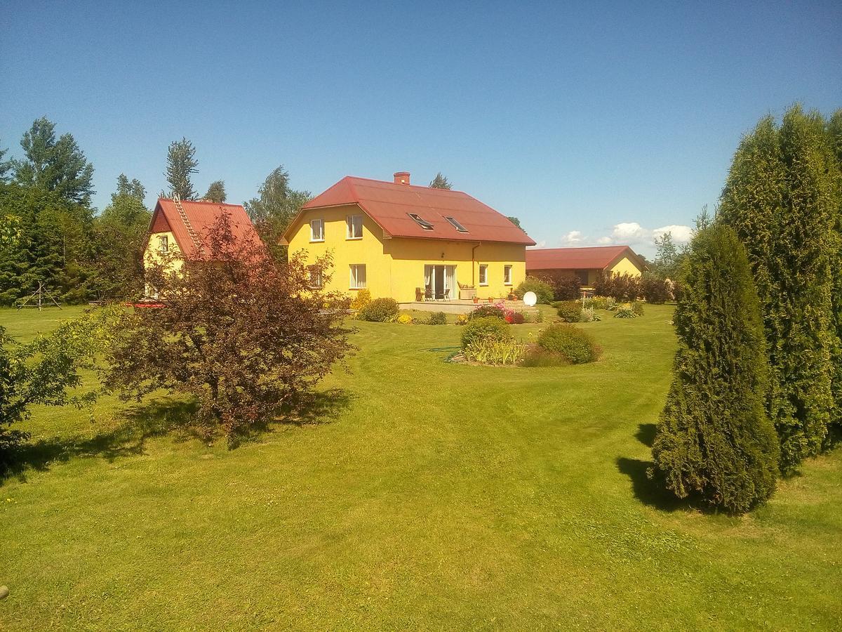 Guest House Podnieki Ventspils Exterior foto